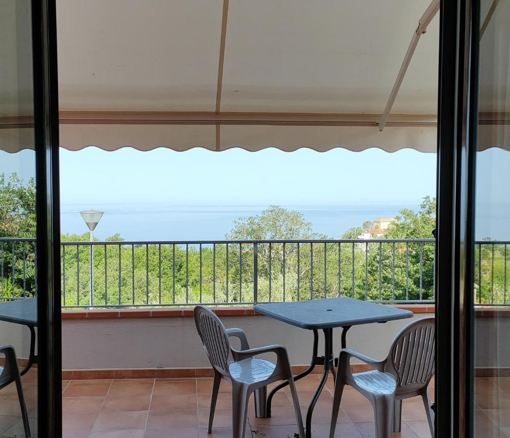 Agriturismo Agri Armonia San Lucido Bagian luar foto